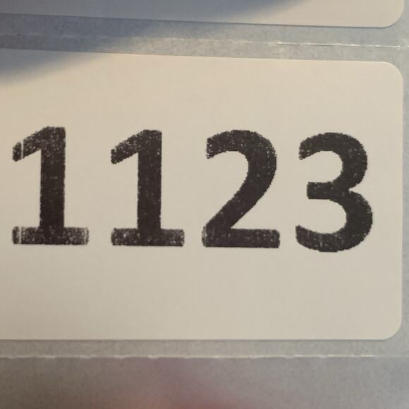 Vintage Toucan Bird Brooch Bright Circle Enamel on Metal Faintly Marked JJ - Picture 5 of 5